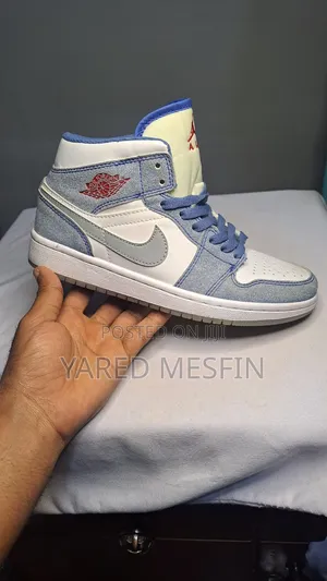 Women's Shoe
