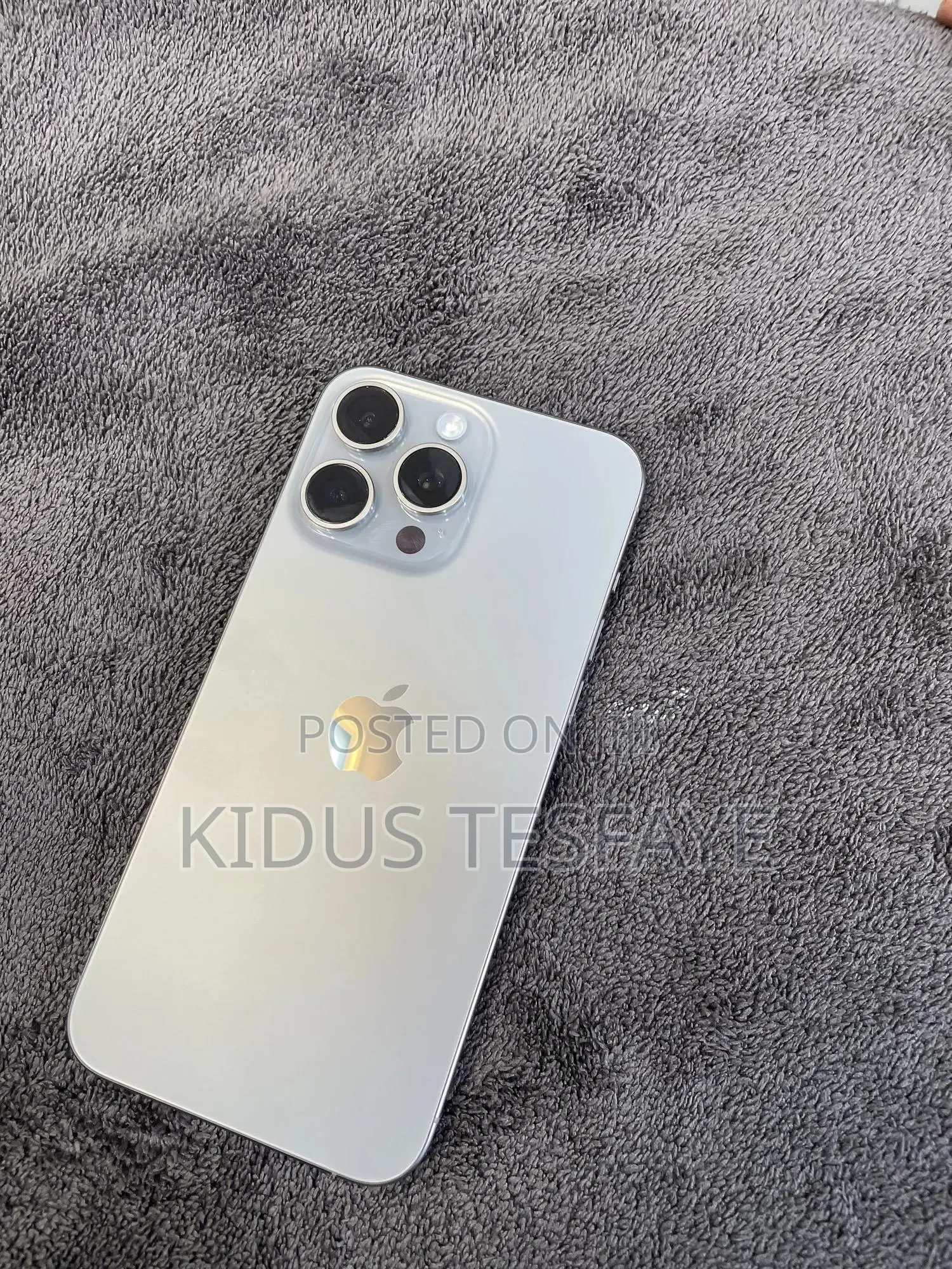 Apple iPhone 15 Pro Max 256 GB