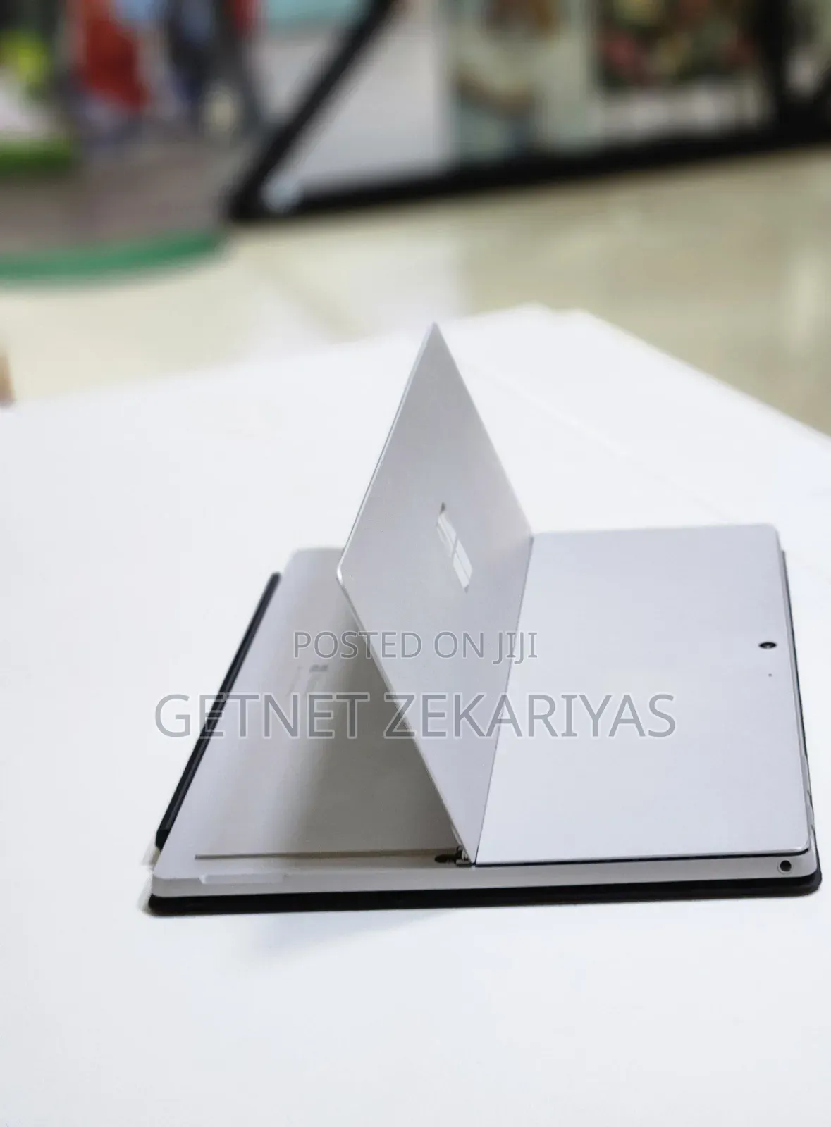 New Laptop Microsoft Surface Pro 6 8GB Intel Core I7 SSD 256GB