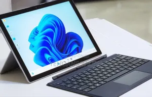 New Laptop Microsoft Surface Pro 6 8GB Intel Core i7 SSD 256GB