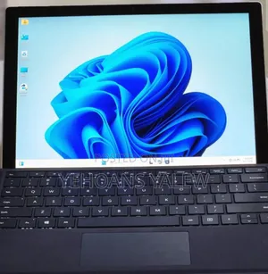 New Laptop Microsoft Surface Pro 6 8GB Intel Core i7 SSD 256GB
