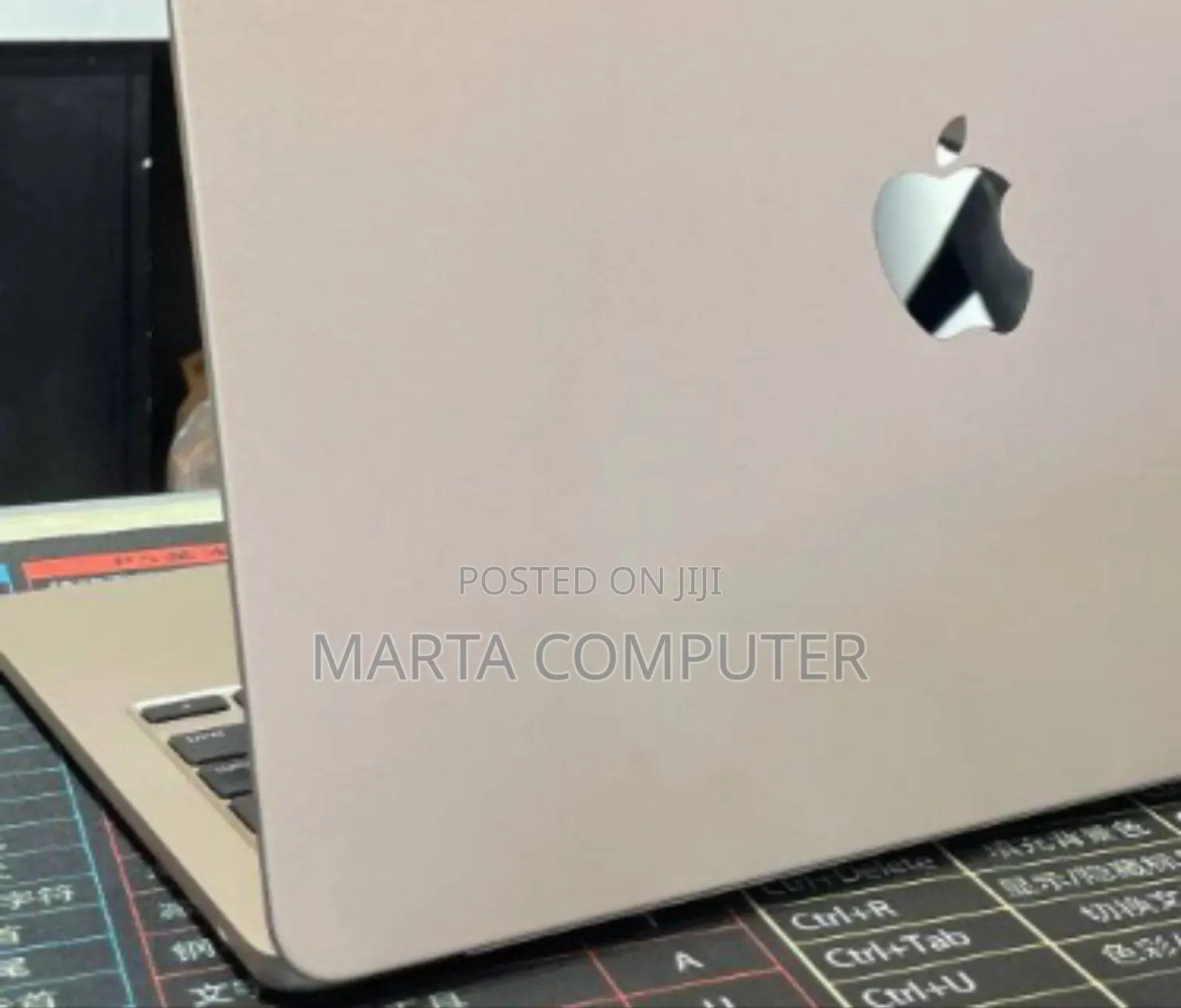 New Laptop Apple MacBook Air 2022 M2 16GB Apple M2 SSD 256GB