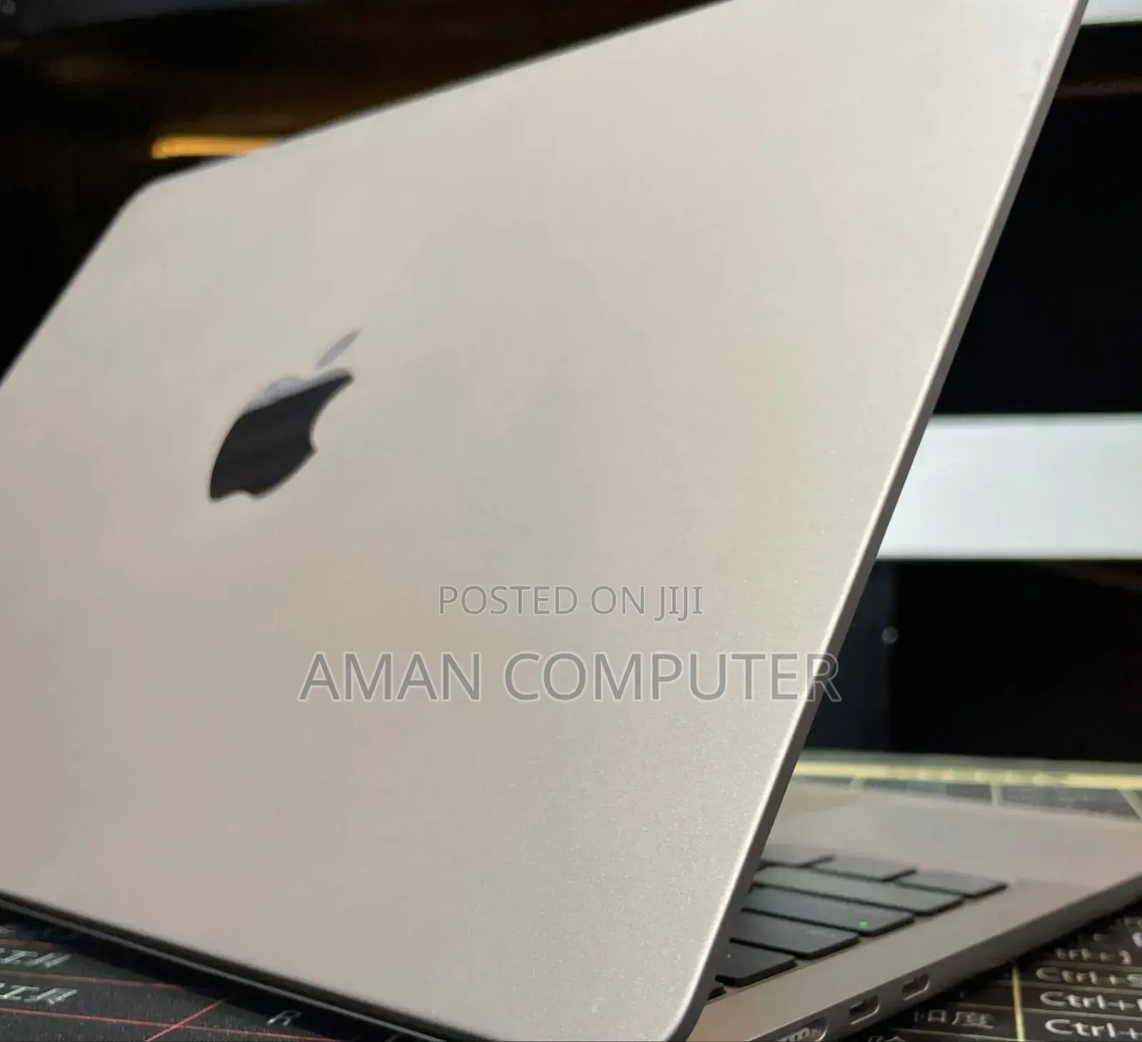 New Laptop Apple MacBook Air 2022 M2 16GB Apple M2 SSD 256GB