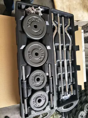 Dumbbell and Barbellcolour, Black Whiteበነፃ እናደርሳለን