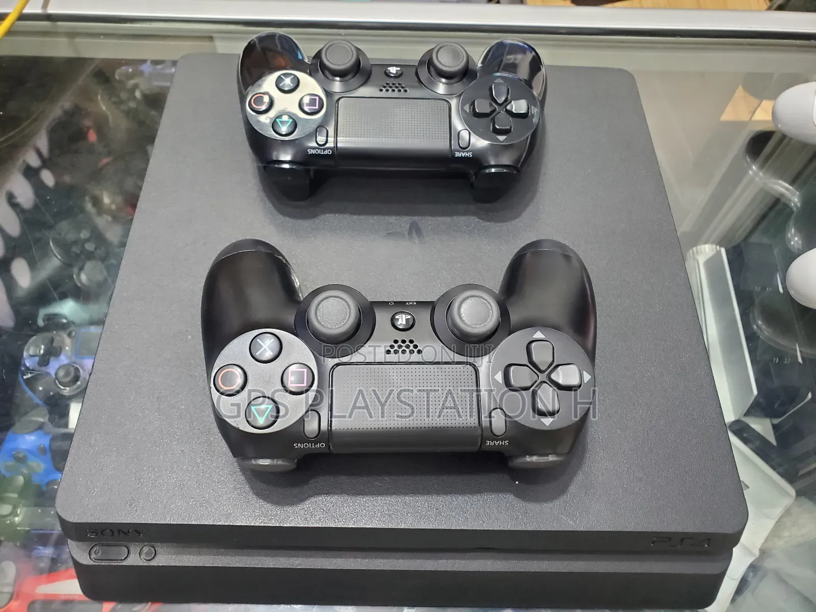 Playstation 4 Slim Jealbreak Ps4 Dubai Used More Than 10 Games