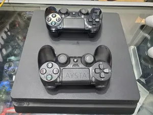 Playstation 4 Slim Jealbreak Ps4 Dubai Used More Than 10 Games