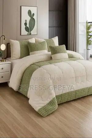 7pcs Comforter Set Very Beautiful and Warm Comfort for Christmas የገና