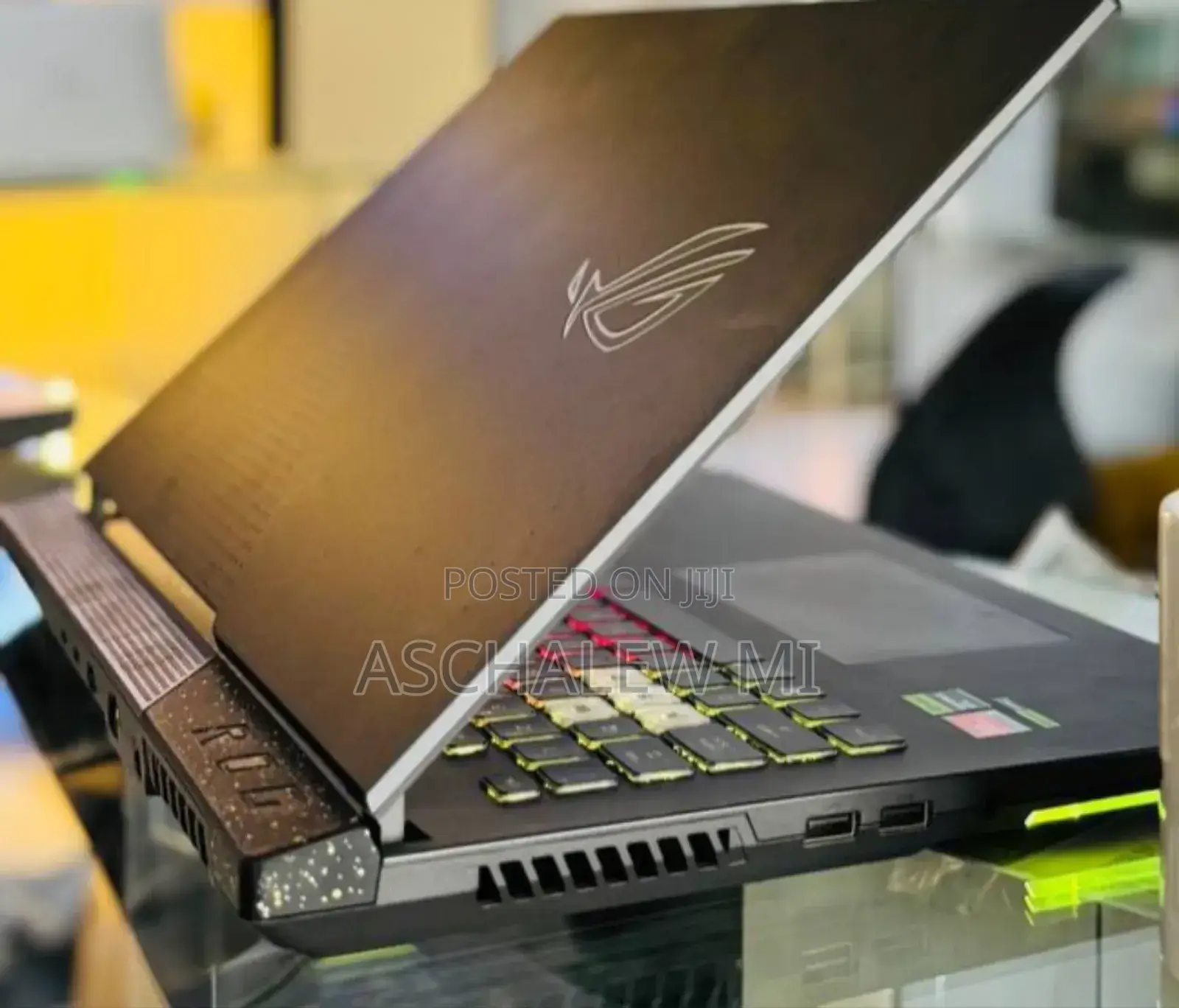 New Laptop Asus ROG Strix G17 16GB AMD Ryzen 9 SSD 1T