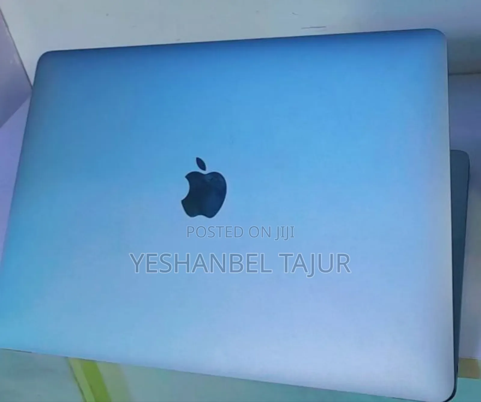 New Laptop Apple MacBook Air 2020 M1 8GB Apple M1 SSD 256GB