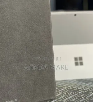 New Laptop Microsoft Surface Pro 8 16GB Intel Core I7 SSD 256GB