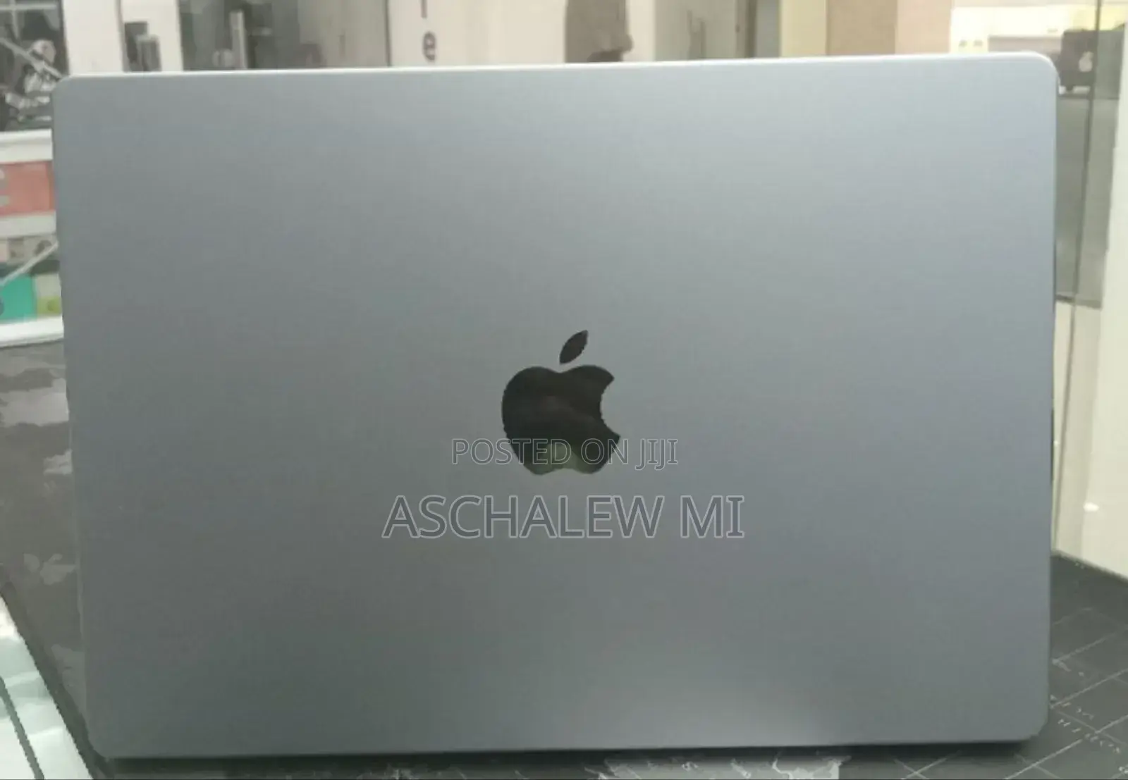 New Laptop Apple MacBook Pro 2021 M1 32GB Apple M1 Pro SSD 512GB