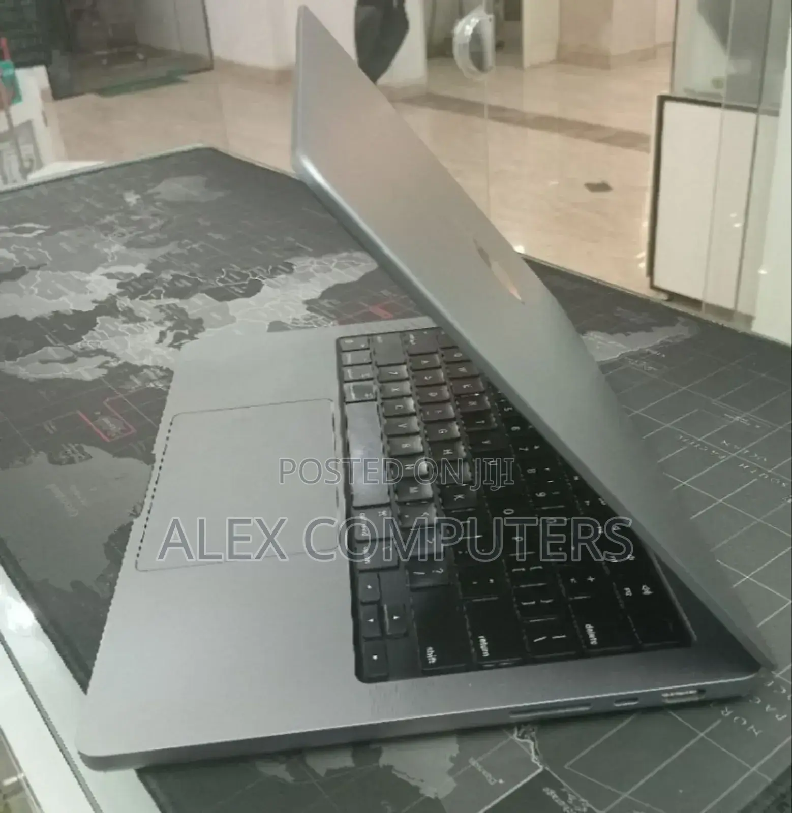 New Laptop Apple MacBook Pro M1 32GB Apple M1 SSD 512GB