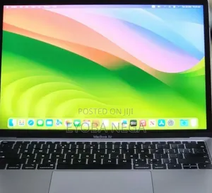 New Laptop Apple MacBook Air 2019 8GB Intel Core I5 SSD 128GB