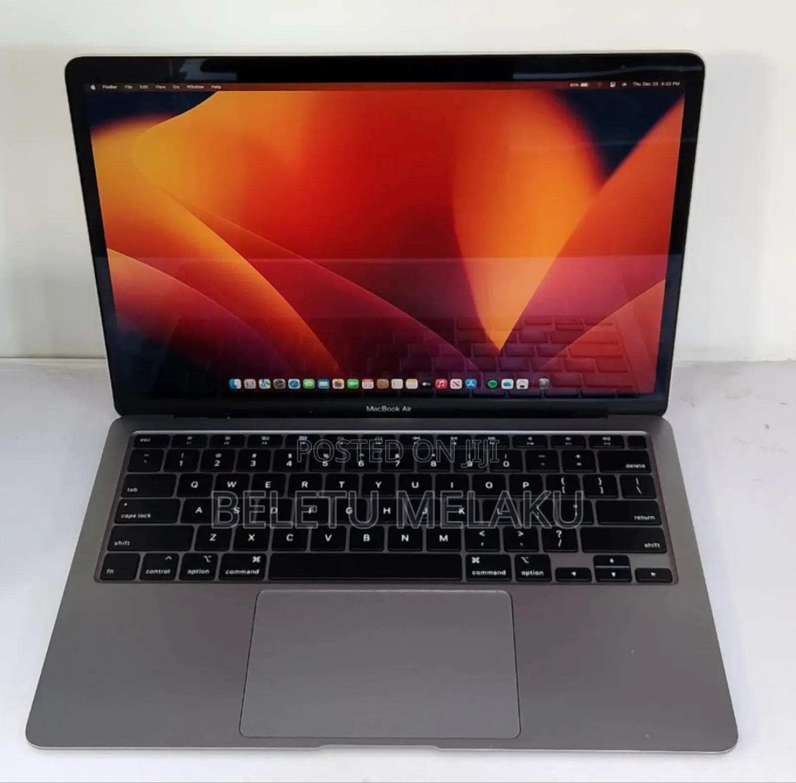 New Laptop Apple MacBook Air 2020 M1 8GB Intel Core i5 SSD 256GB