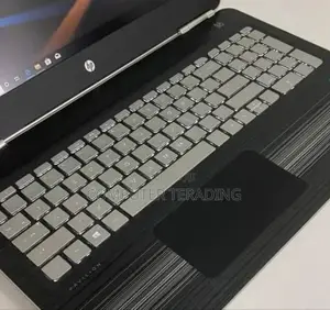 New Laptop HP Pavilion 15 12GB Intel Core I7 SSD 256GB
