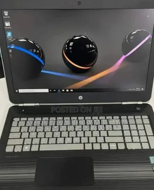 New Laptop HP Pavilion 15 12GB Intel Core i7 SSD 256GB