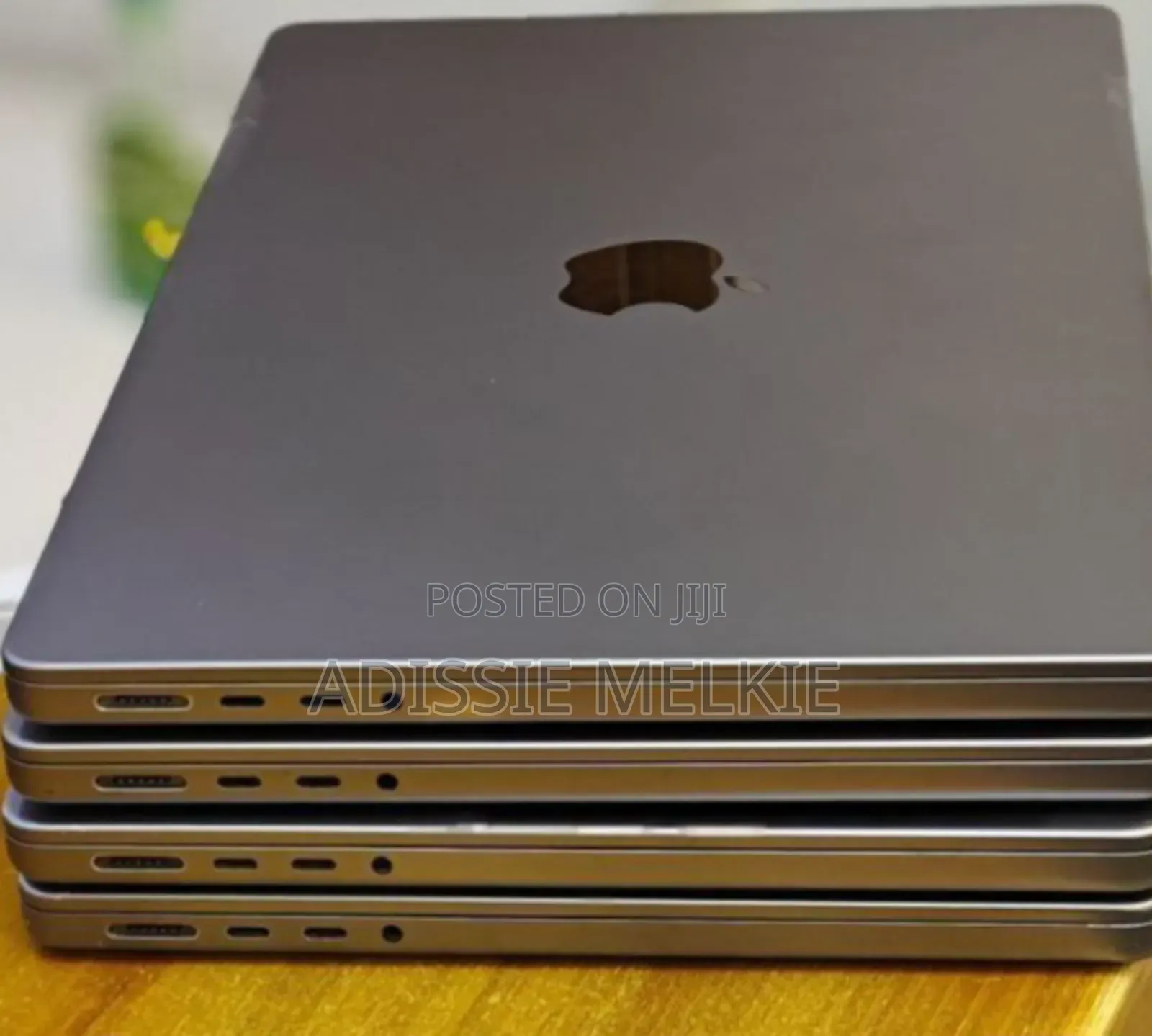 New Laptop Apple MacBook Pro M1 16GB Apple M1 Pro SSD 512GB