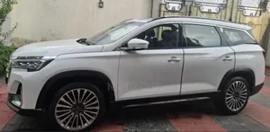 Jetour X70 Plus 1.5 7-Seater FWD 2022 Ivory
