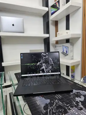 New Laptop Razer Blade 16GB Intel Core I7 SSD 512GB