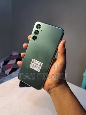 New Samsung Galaxy M14 128 GB Green