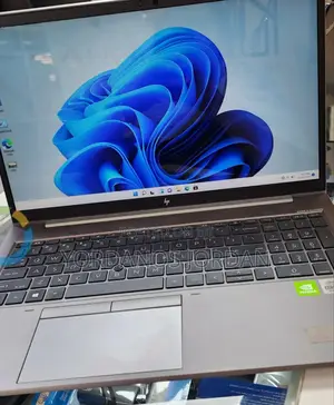 New Laptop HP ZBook 15 16GB Intel Core I7 SSD 512GB