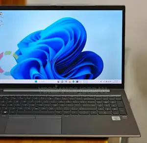 New Laptop HP ZBook Firefly 15 G7 32GB Intel Core I7 SSD 512GB