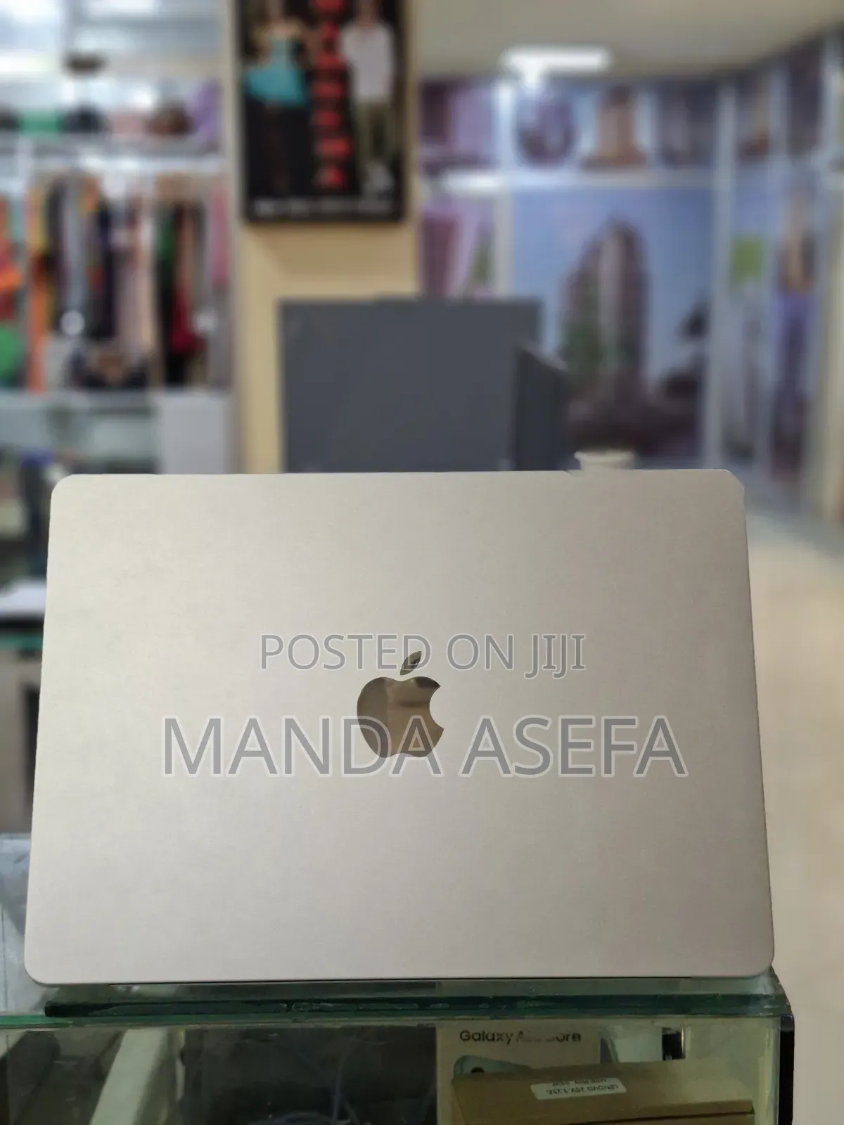 New Laptop Apple MacBook Air 2022 M2 8GB Apple M2 SSD 256GB
