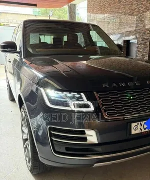 Land Rover Range Rover Vogue 2022 Matt Black