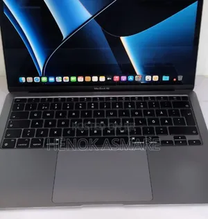 New Laptop Apple MacBook Air 16GB Apple M1 SSD 256GB