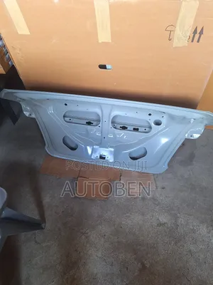 Suzuki Dzire Rear Trank Door