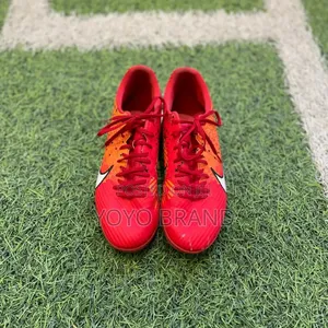 Nike Air Zoom Mercurial Vapor 13 Acadamy Md Soccer Cleats