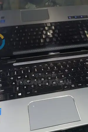 New Laptop Toshiba Satellite C55 8GB Intel Core I7 HDD 1T