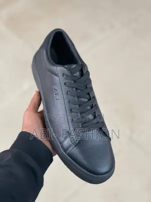 Zara Leather Sneakers Full Black Flat