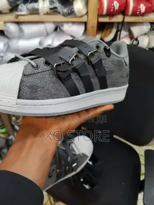 Adidas Superstar Rabbit Hole