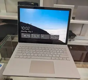 New Laptop Microsoft Surface Book 3 16GB Intel Core I7 SSD 256GB