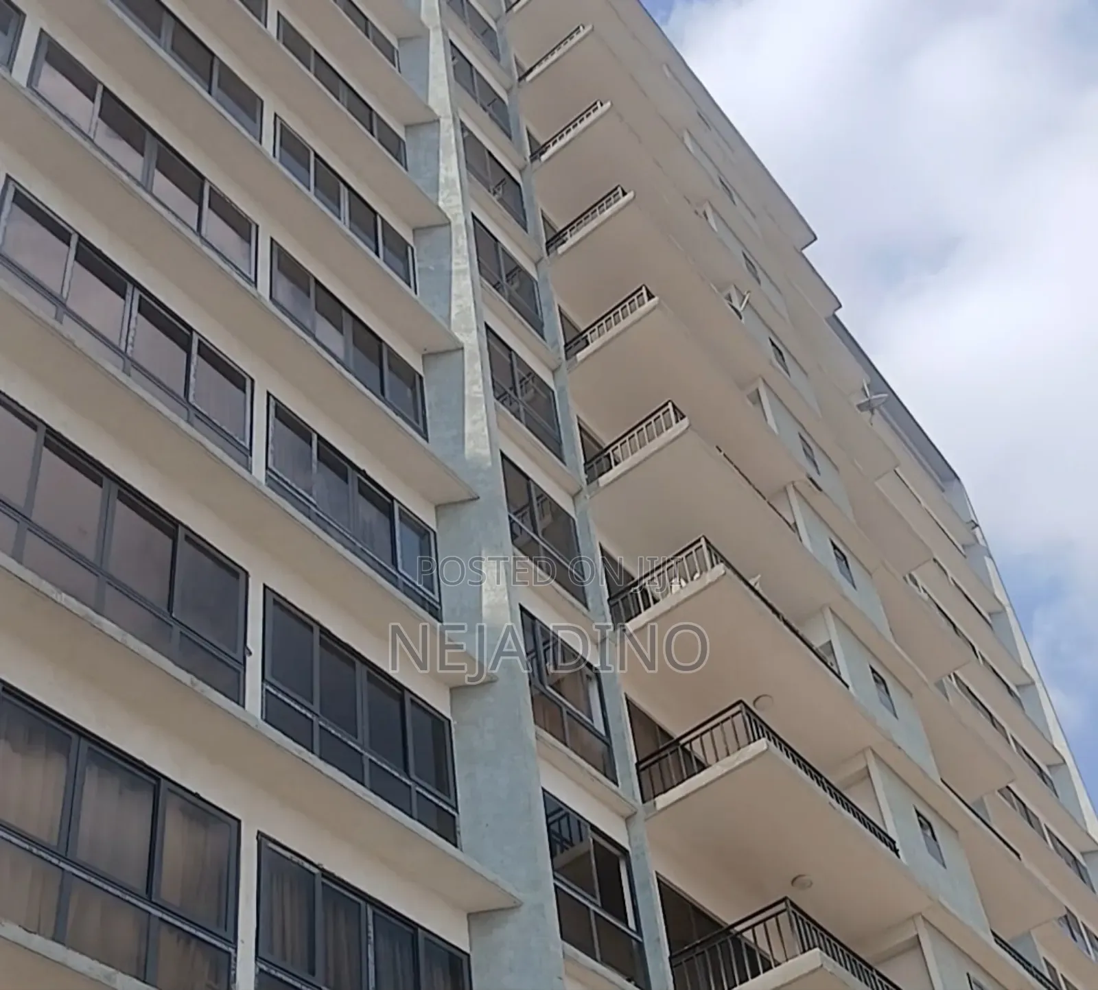 Furnished 3bdrm Apartment in Re, Bole for sale