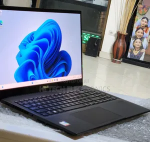 New Laptop Asus VivoBook 15 X505BA 16GB Intel Core I9 SSD 1T