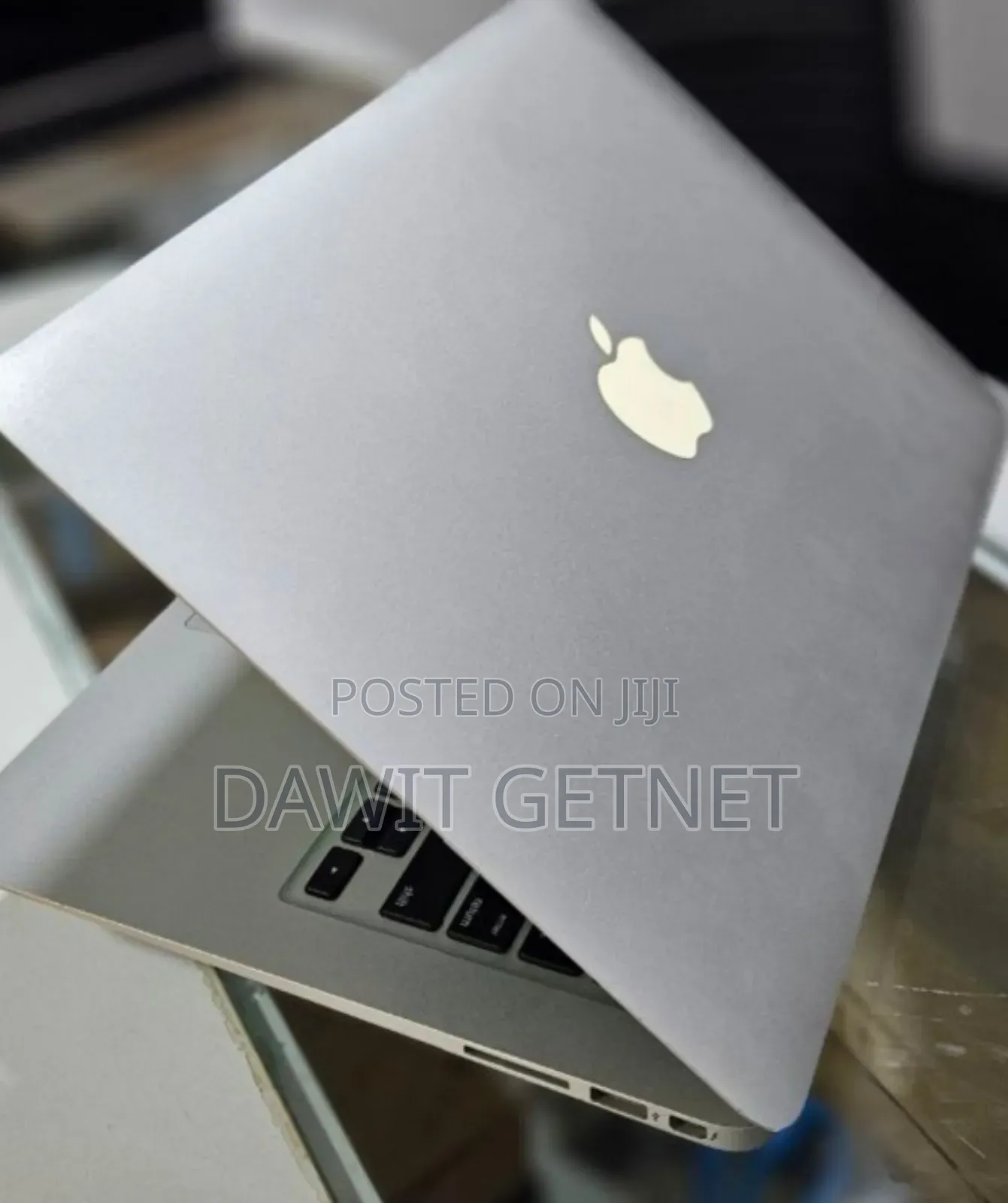 New Laptop Apple MacBook Air 2015 8GB Intel Core I5 SSD 256GB