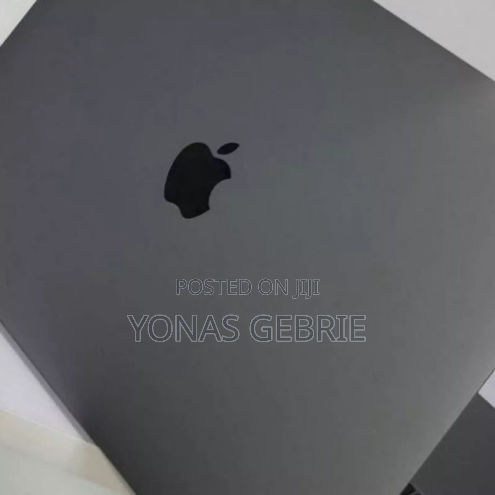 New Laptop Apple MacBook Pro 2017 8GB Intel Core I5 SSD 256GB