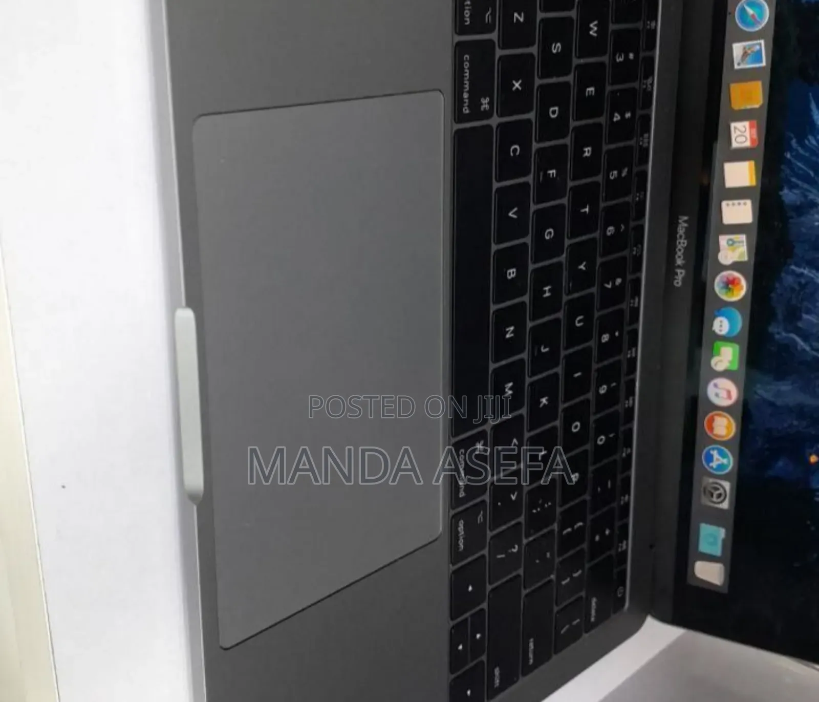 New Laptop Apple MacBook Pro 2017 8GB Intel Core I5 SSD 256GB