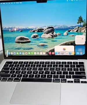 New Laptop Apple MacBook Air 2022 M2 8GB SSD 256GB