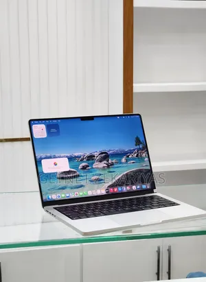 New Apple MacBook Pro 2023 M3 14-Inch 18GB Apple M3 Pro SSD 512GB