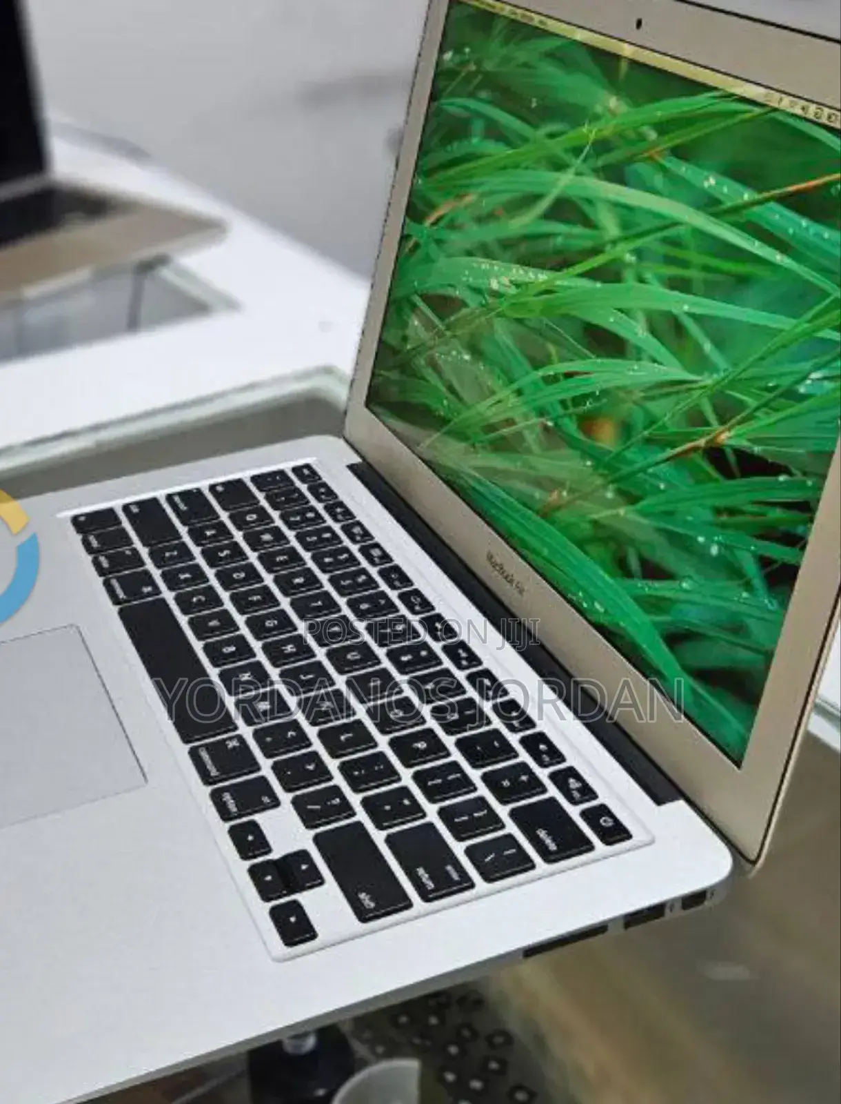 New Laptop Apple MacBook Air 2015 8GB Intel Core I5 SSD 256GB