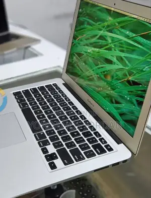 New Laptop Apple MacBook Air 2015 8GB Intel Core I5 SSD 256GB
