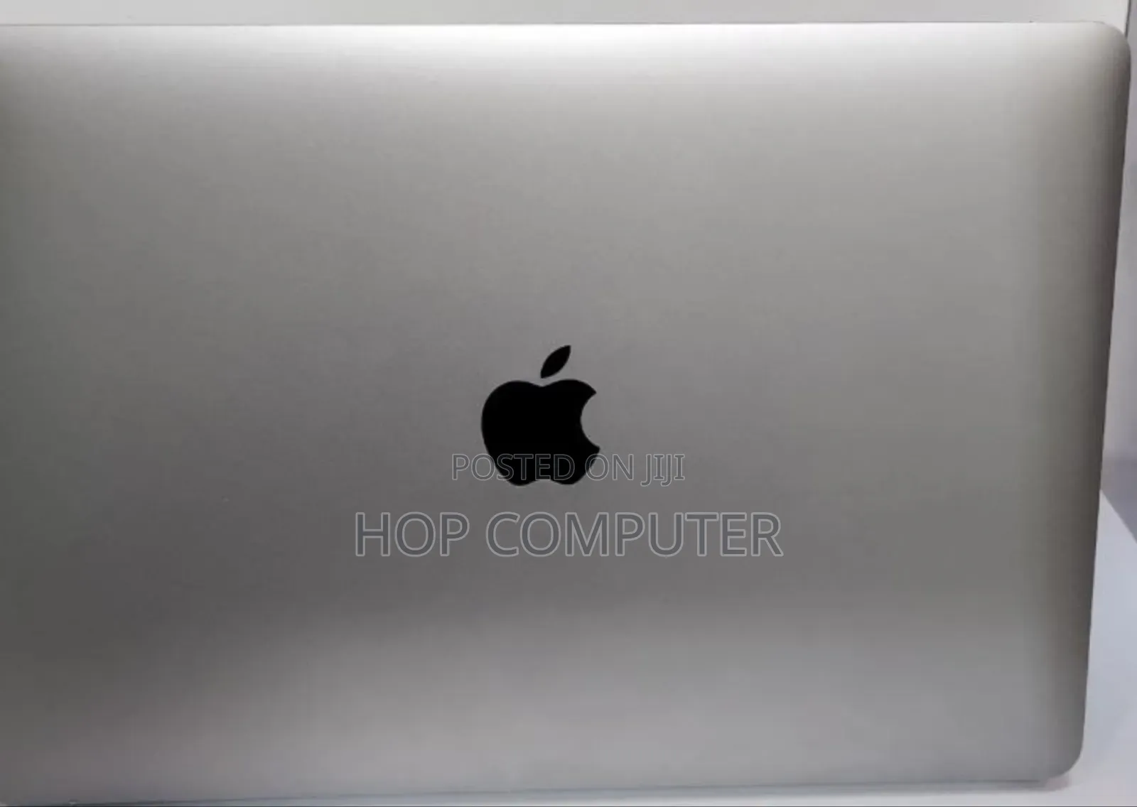 New Laptop Apple MacBook Air 2020 M1 8GB Apple M1 SSD 256GB