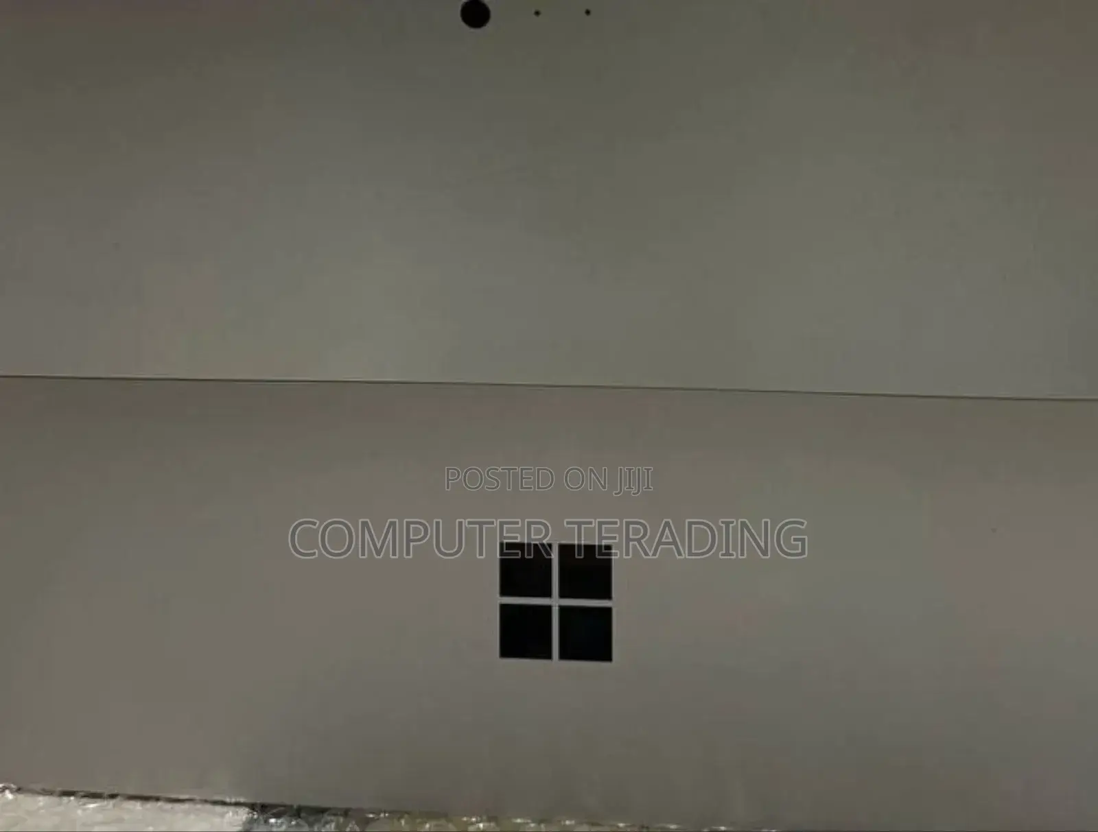 New Laptop Microsoft Surface Book 2 8GB Intel Core i7 SSD 256GB