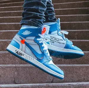 Air Jordan 1 Retro High Og "University Blue