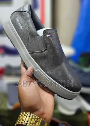 Tommy Hilfigher Leather Flat