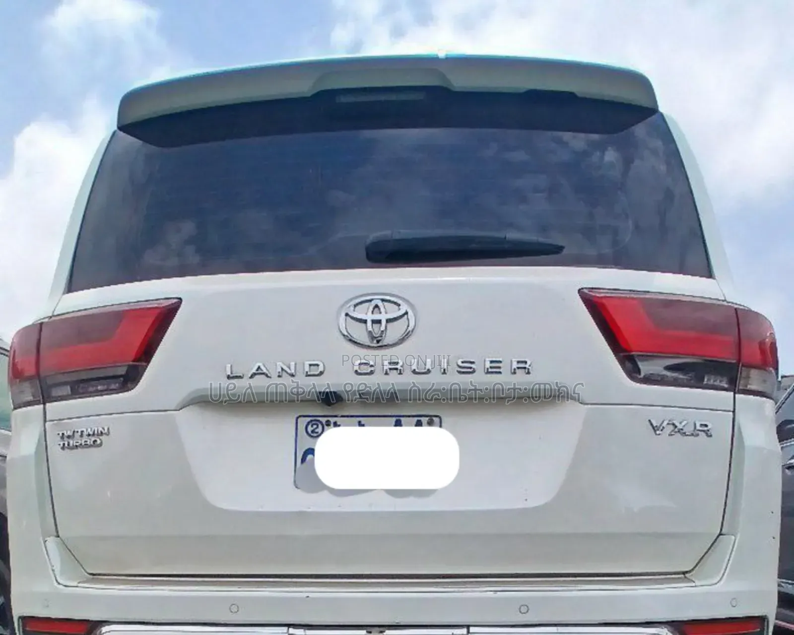 Toyota Land Cruiser 2022 Ivory