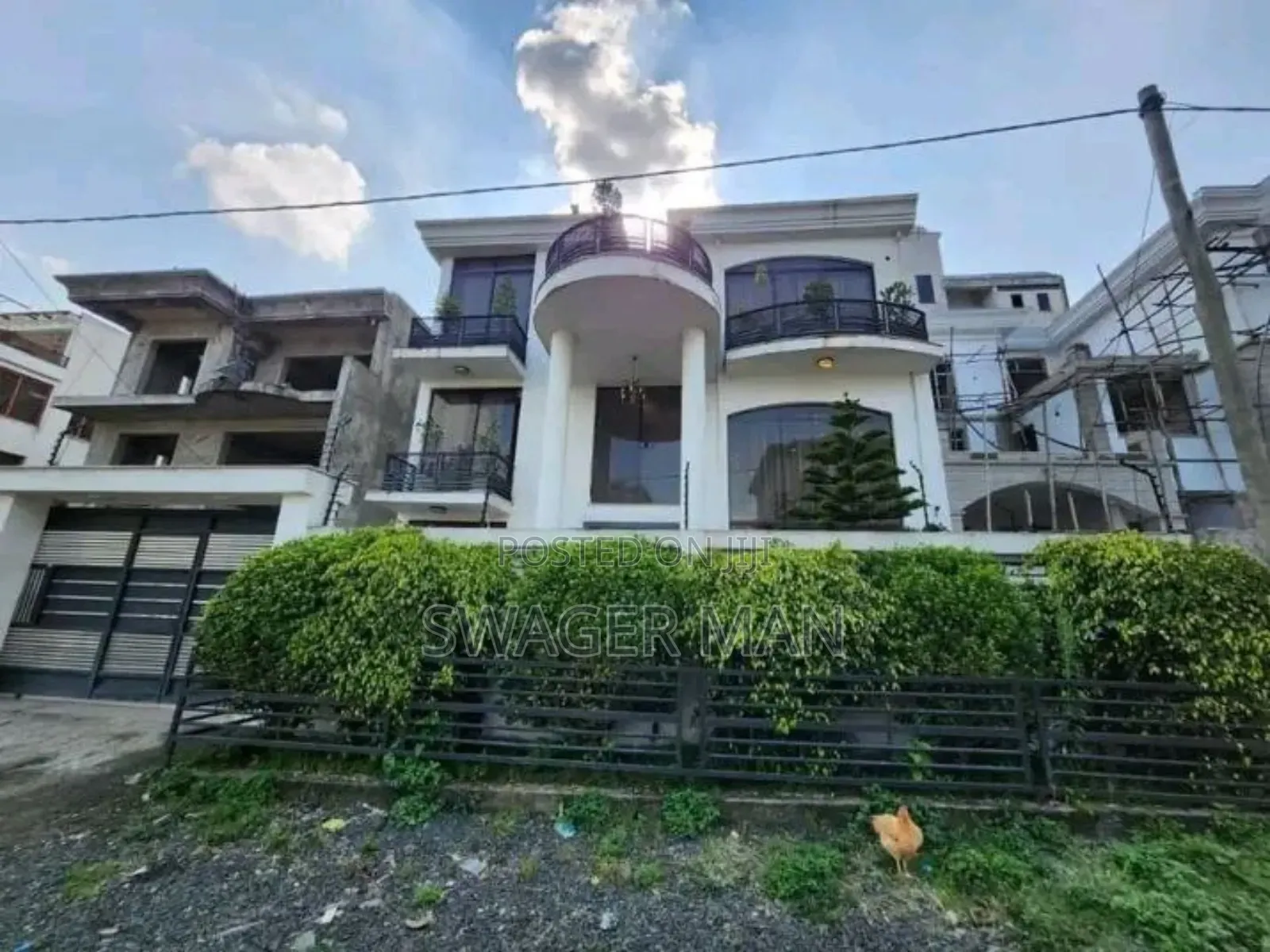 Furnished 9bdrm Townhouse/Terrace in Ayat, Yeka for sale